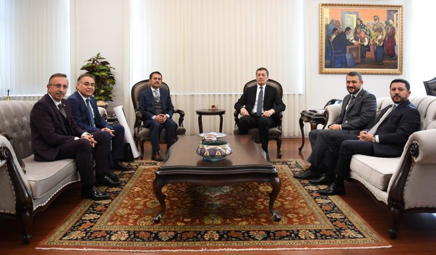 Nevşehir Heyeti Ankara'da Bakanları Ziyaret Etti