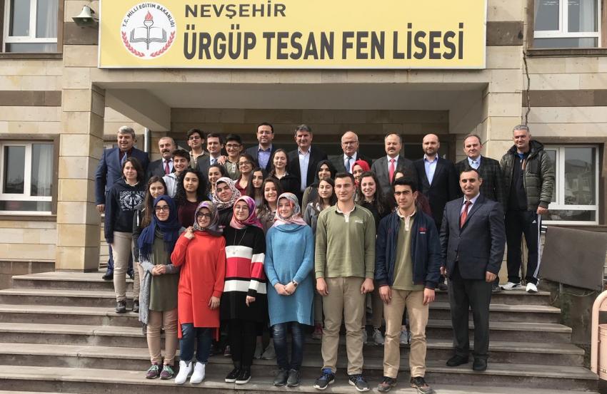 Milletvekili Gizligider Ürgüp'te Öğrencilerle Buluştu