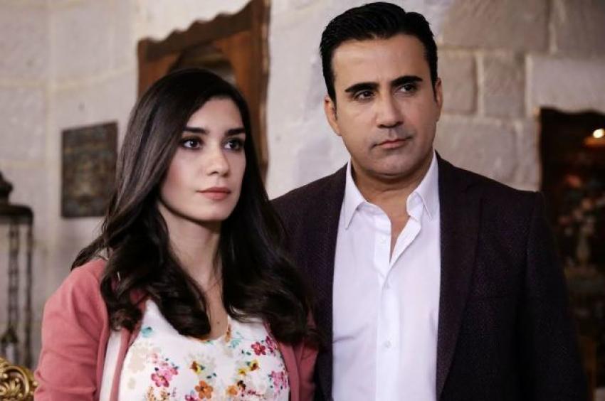 Aşk ve Mavi'ye Emrah Veda Etti! Diziye Keremcem katıldı