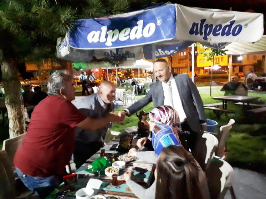 Milletvekili Adayı Ertaş Gece Gündüz Demiyor Seçmenleri İle Buluşuyor