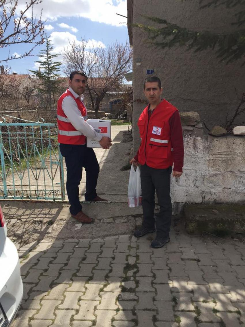 Kızılay'dan Dar Gelirli Ailelere Yardım