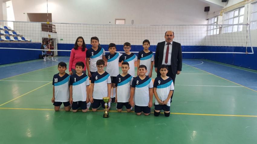 Mustafa-Veli Halıcı İmam Hatip Ortaokulu İl Birincisi Oldu
