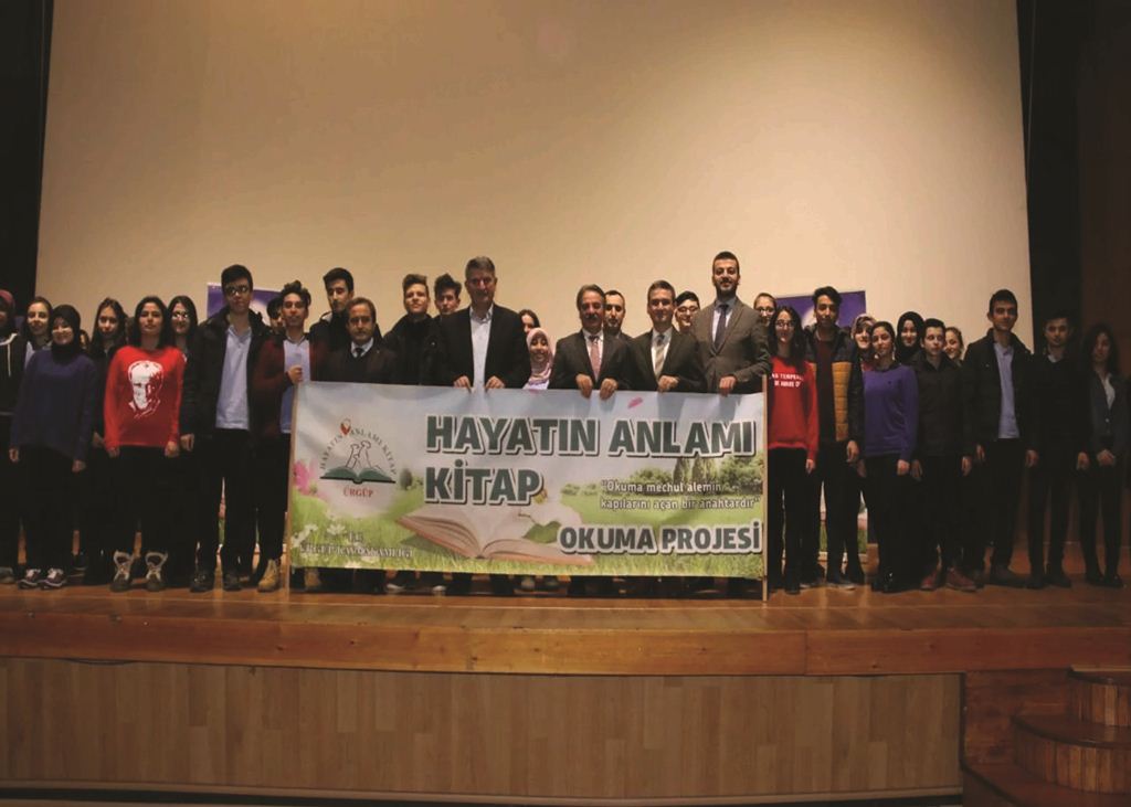 Rektör Bağlı ‘Kariyer Günleri’nde Gençlerle Buluştu