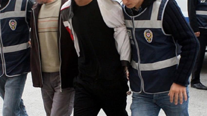 FETÖ'dan 5 Kişi Daha Tutuklandı