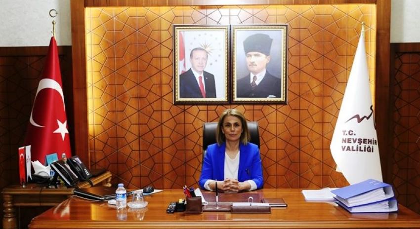 Nevşehir tarihinin ilk kadın Valisi İnci Sezer Becel göreve başladı