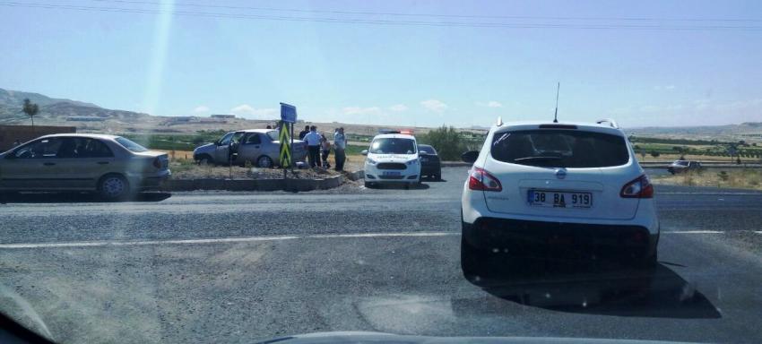 Trafik Kazası Meydana Geldi 1 Yaralı