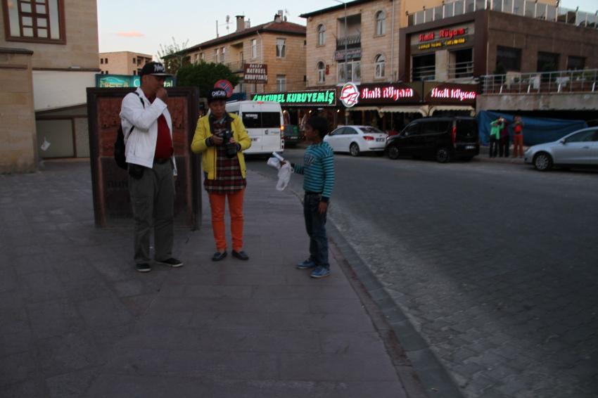Mendil Satan Çocuklar Vatandaşları Bıktırdı