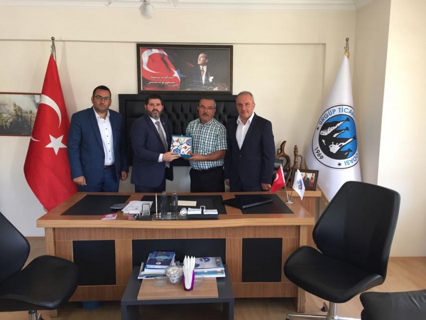 TÜRSAB Yönetim Kurulu Ticaret Odası Başkanı Aydın'ı Ziyaret Etti
