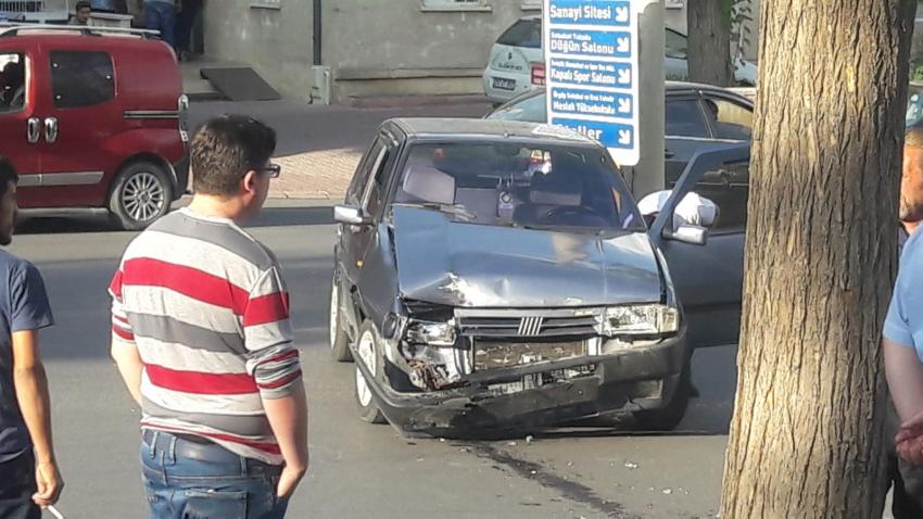Maddi Hasarlı Trafik Kazası Meydana Geldi
