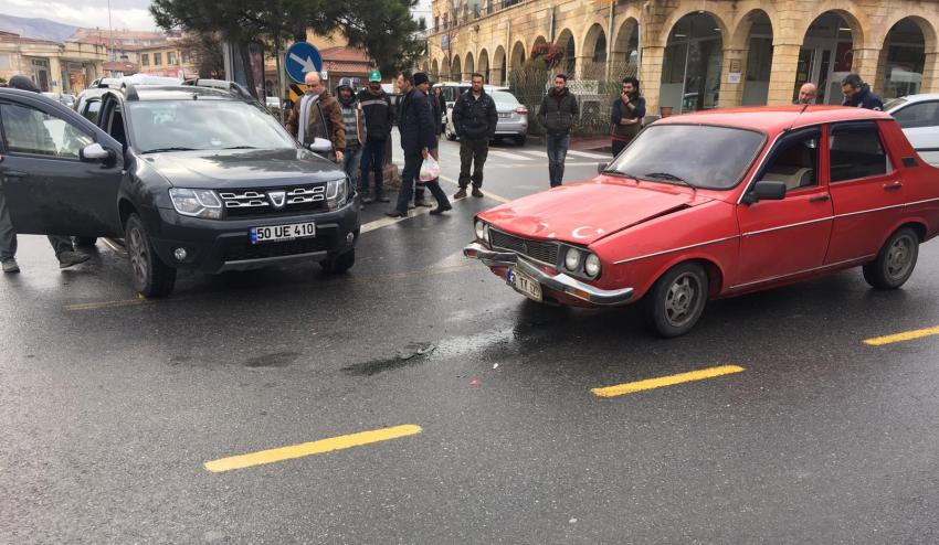 Maddi Hasarlı Trafik Kazası Meydana Geldi