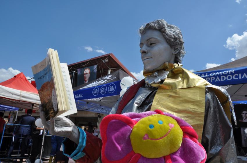 Kitap Takas Ve Hediye Şenliğine Yoğun İlgi