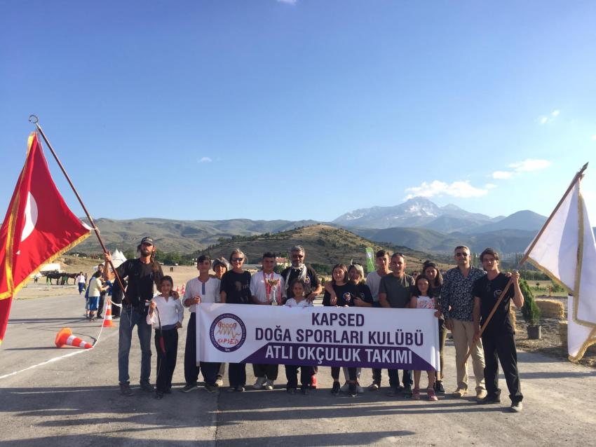 Kapsed Atlı Okçuluk Takımı Gençler Katogorisinde 1. Oldu
