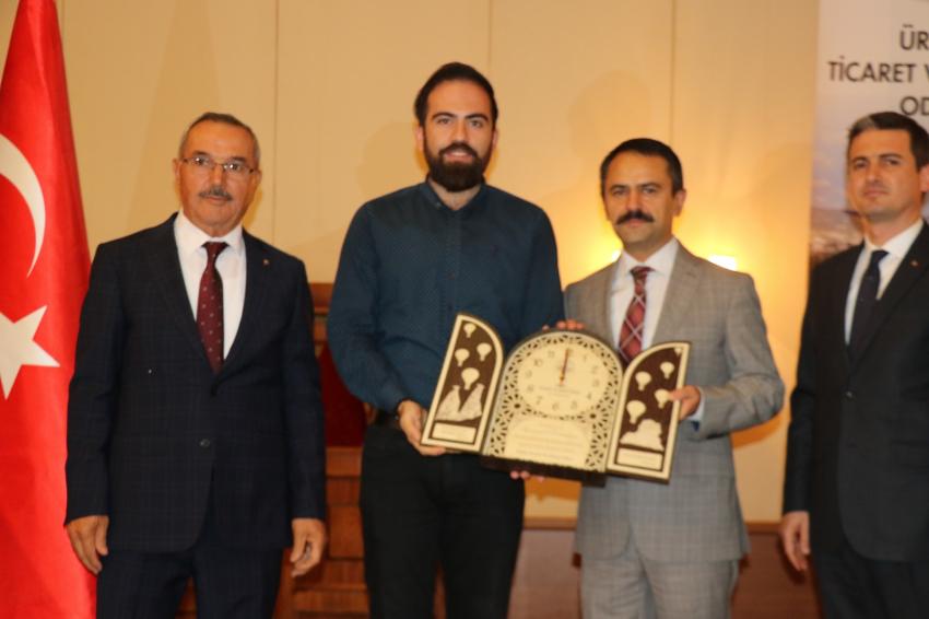Ticaret Odası 50. Yılını Kutlarken Vergide Dereceye Girenlerde Ödüllendirildi