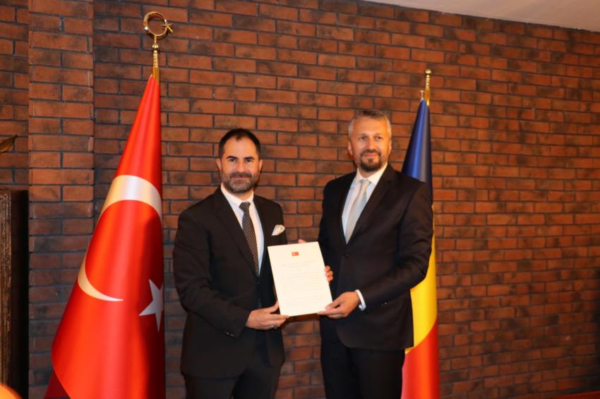 Romanya Fahri Konsolosu Mehmet Dinler görevine başladı