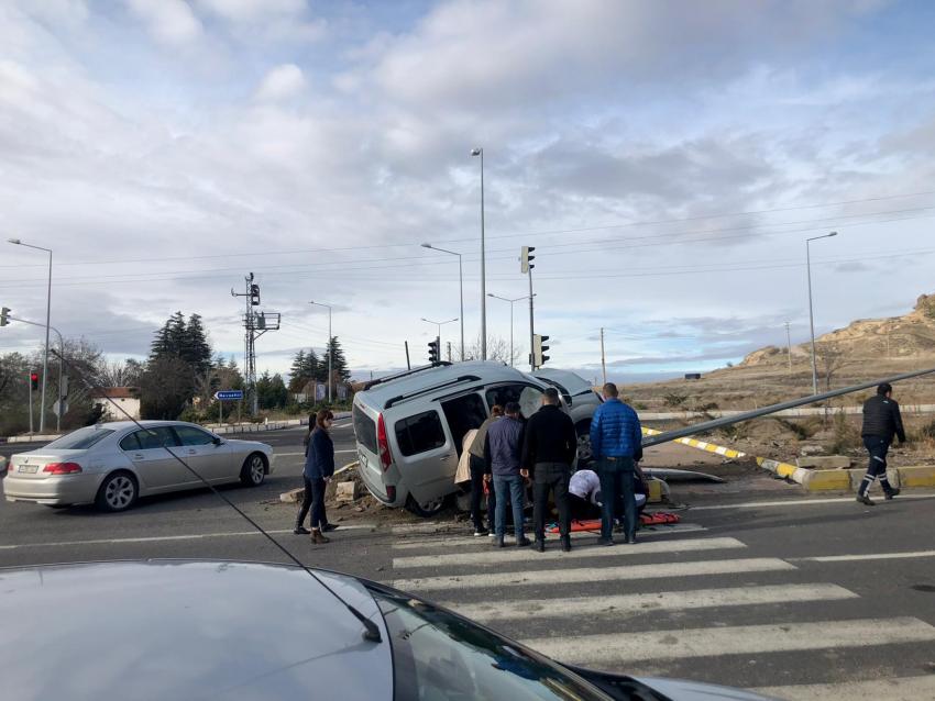 Trafik Kazası Meydana Geldi İki Yaralı